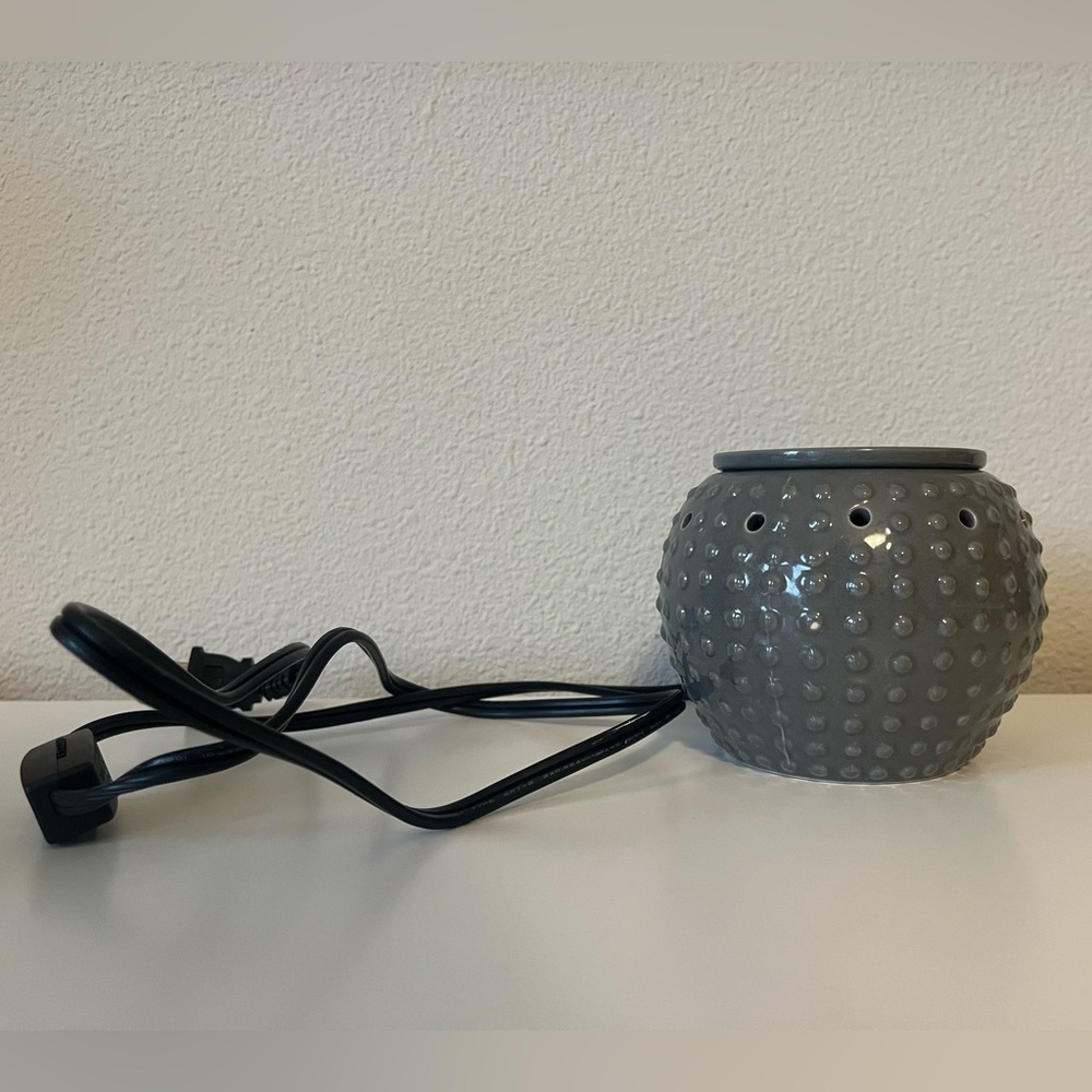 Gray Hobnail High Gloss Candle Wax Warmer Round Pacific Trade International